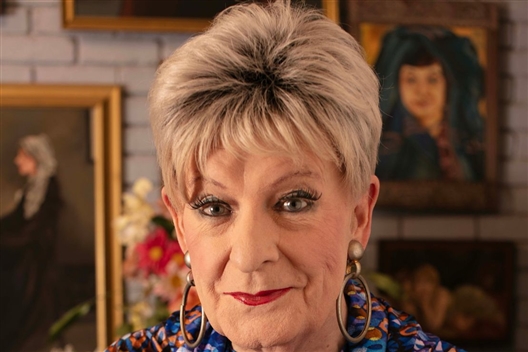 Evita op 90: Tee, tales & trouens